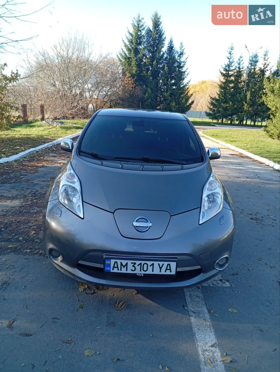 Авто від власника, пригнане з Норвегії.
Усі сидіння з підігрівом також руль, встановлено нові лед фари.
В одних руках два роки, авто надійне та не підводить. Встановлено дизельну вебасту, хороша нова зимня резина, все обслуговувалося вчасно.
Є моменти по кузову, пригнутий поріг з правої частини.
Також 9/12 паличок, 73% сох, своїх 100км проїжджає без питань, літом більше.
З документами порядок, повне переоформлення.
Торг лише біля авто.
Усім мирного нема та вдалих покупок