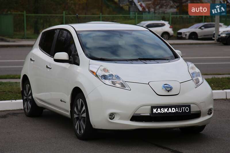 Хэтчбек Nissan Leaf 2013 в Харькове
