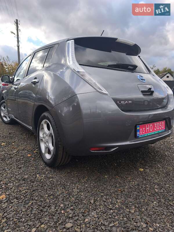 Хэтчбек Nissan Leaf 2014 в Луцке фото 12 Хэтчбек Nissan Leaf 2014 в Луцке