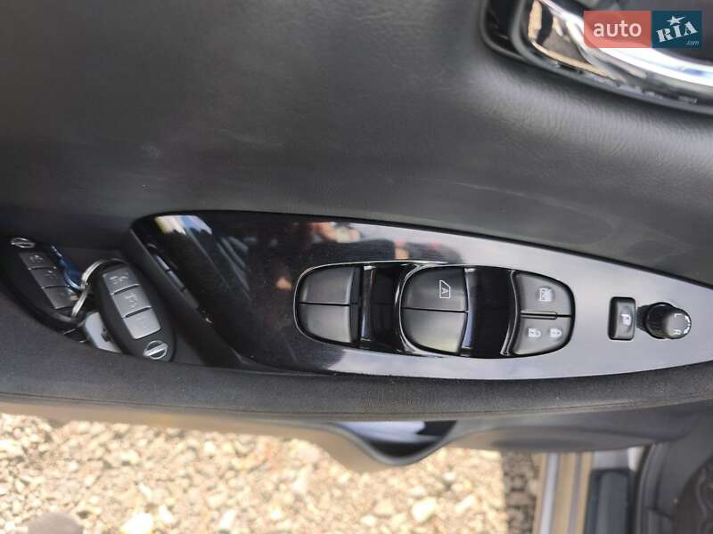 Хэтчбек Nissan Leaf 2014 в Луцке фото 20 Хэтчбек Nissan Leaf 2014 в Луцке