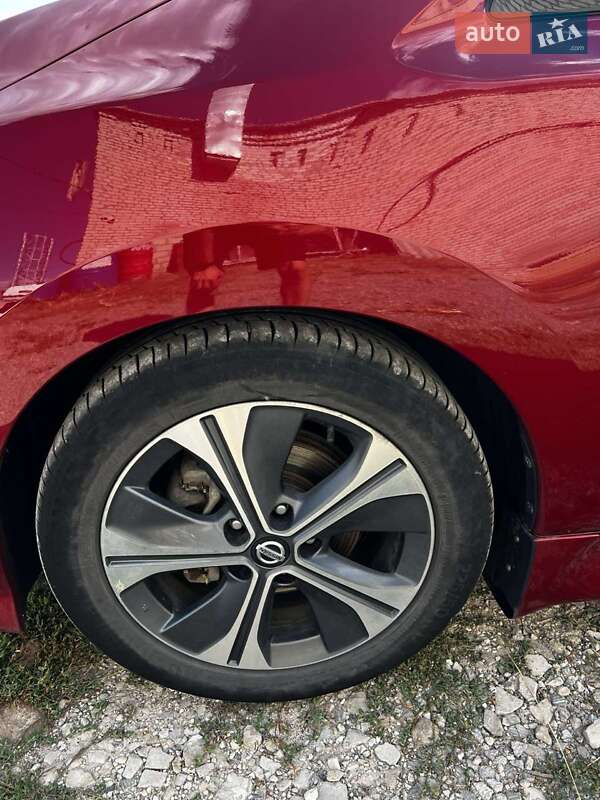 Хэтчбек Nissan Leaf 2018 в Харькове фото 21 Хэтчбек Nissan Leaf 2018 в Харькове