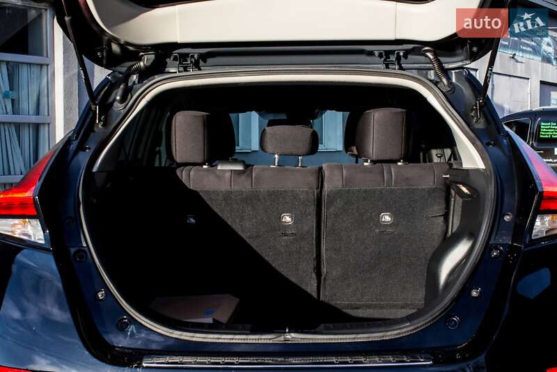 Хетчбек Nissan Leaf 2023 в Львові фото 25 Хетчбек Nissan Leaf 2023 в Львові