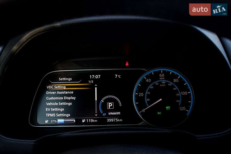 Хетчбек Nissan Leaf 2023 в Львові фото 56 Хетчбек Nissan Leaf 2023 в Львові