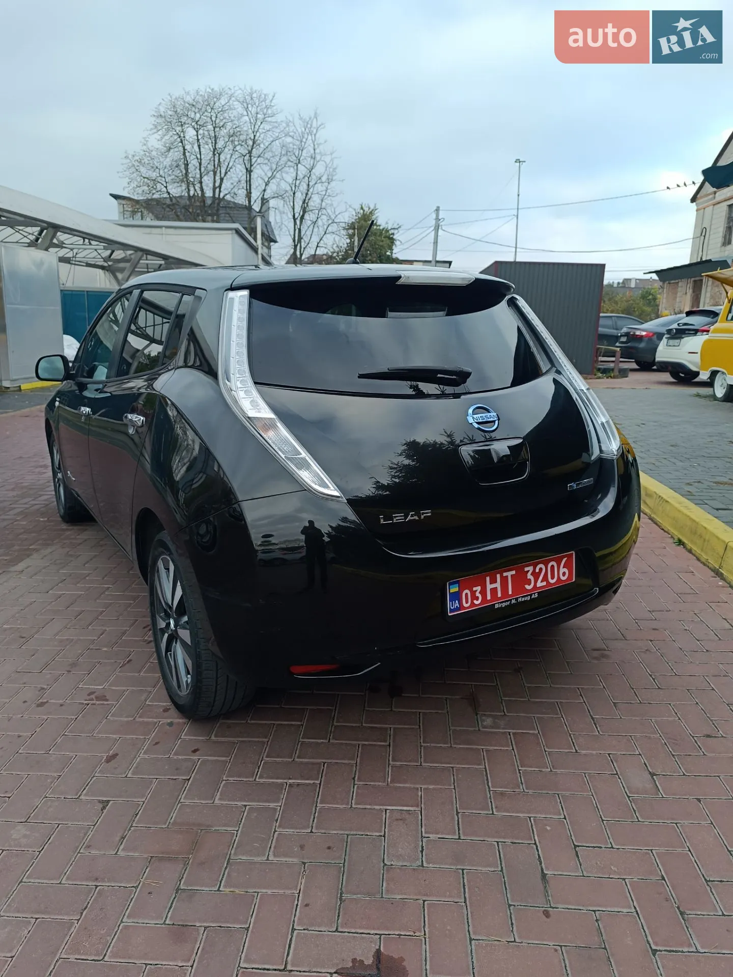 2015 Nissan Leaf - мініатюра 18