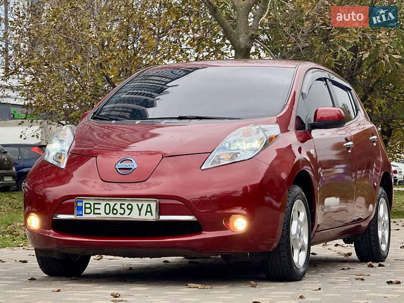 Хэтчбек Nissan Leaf 2012 в Одессе фото 4 Хэтчбек Nissan Leaf 2012 в Одессе