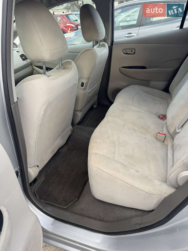 Хэтчбек Nissan Leaf 2012 в Житомире фото 11 Хэтчбек Nissan Leaf 2012 в Житомире