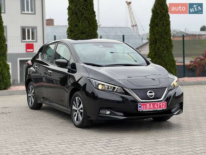 Хэтчбек Nissan Leaf 2022 в Виннице