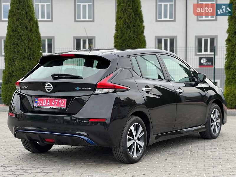 Хэтчбек Nissan Leaf 2022 в Виннице