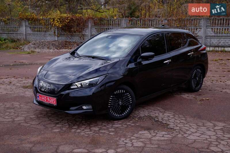 Хетчбек Nissan Leaf 2023 в Бердичеві