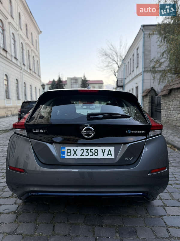 Хэтчбек Nissan Leaf 2020 в Каменец-Подольском