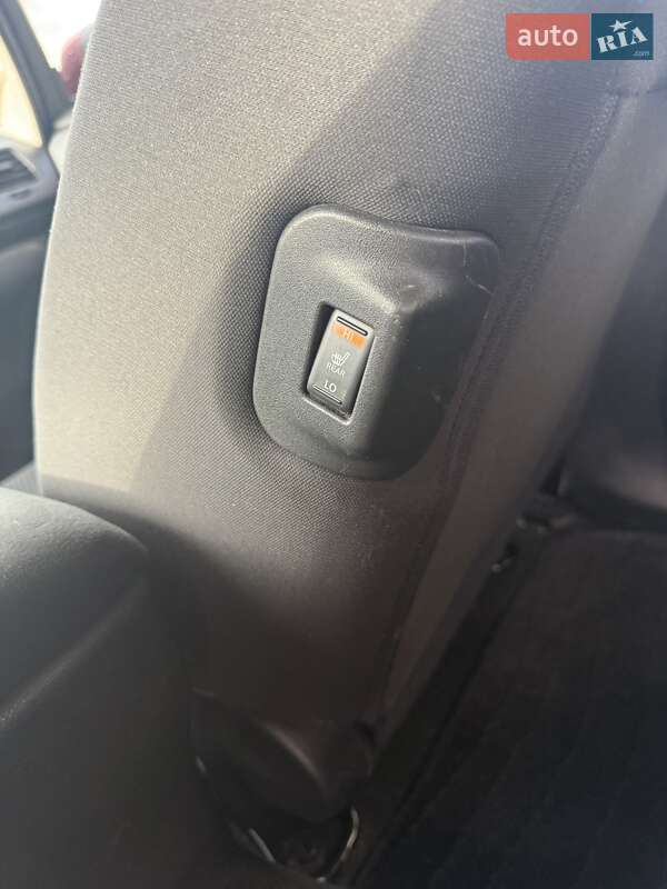 Хэтчбек Nissan Leaf 2014 в Тернополе фото 27 Хэтчбек Nissan Leaf 2014 в Тернополе