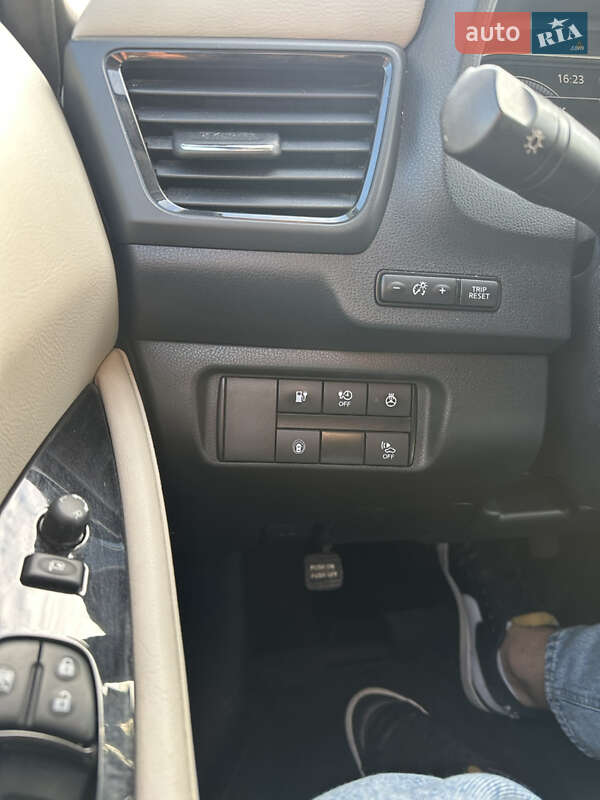 Хэтчбек Nissan Leaf 2018 в Львове фото 12 Хэтчбек Nissan Leaf 2018 в Львове