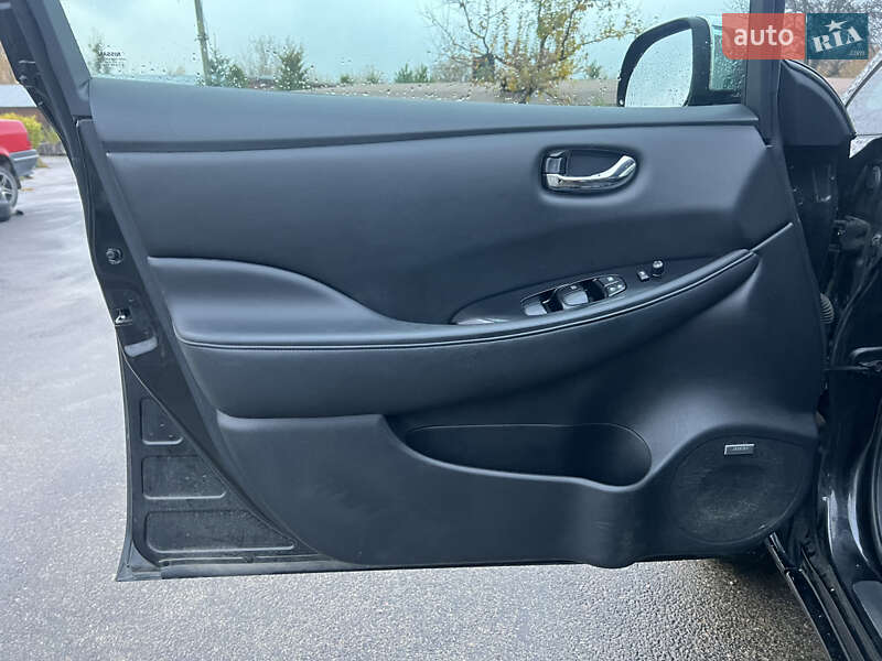 Хэтчбек Nissan Leaf 2014 в Харькове