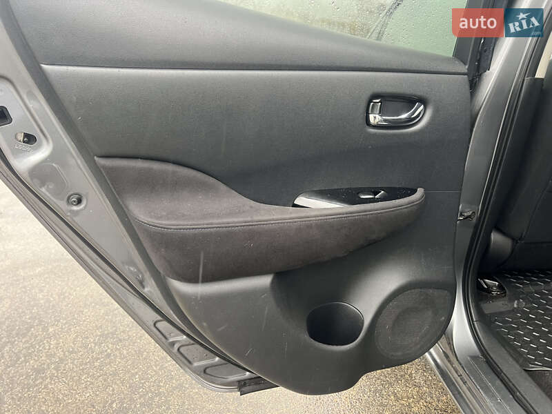 Хэтчбек Nissan Leaf 2014 в Харькове