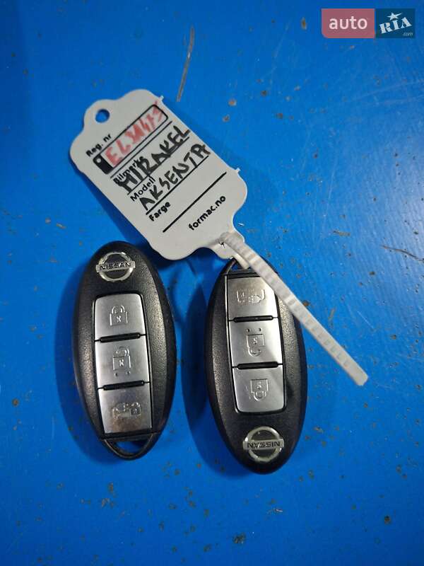 Хэтчбек Nissan Leaf 2013 в Луцке фото 27 Хэтчбек Nissan Leaf 2013 в Луцке