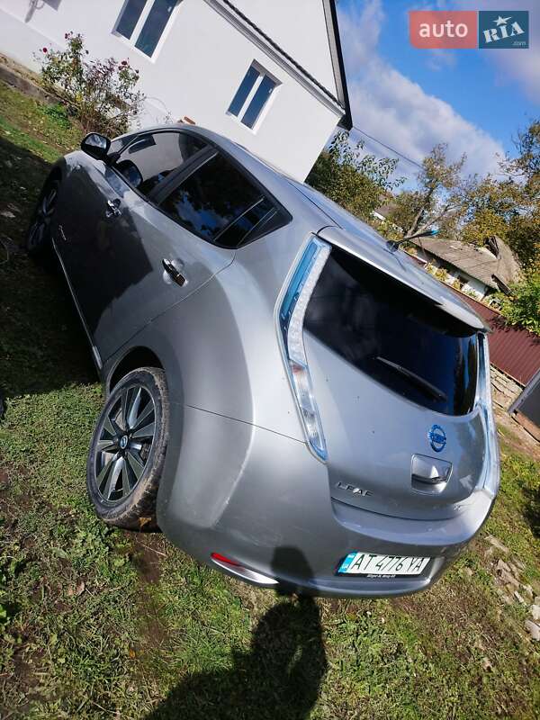 Хэтчбек Nissan Leaf 2013 в Каменец-Подольском фото 9 Хэтчбек Nissan Leaf 2013 в Каменец-Подольском