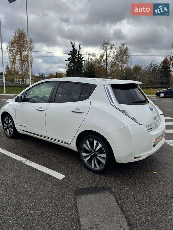 Хэтчбек Nissan Leaf 2015 в Житомире фото 4 Хэтчбек Nissan Leaf 2015 в Житомире
