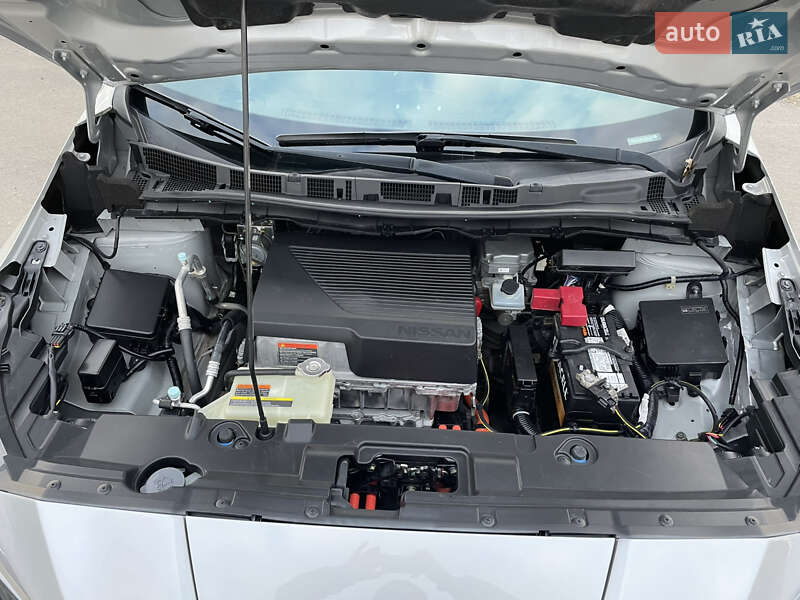 Хэтчбек Nissan Leaf 2018 в Тернополе фото 14 Хэтчбек Nissan Leaf 2018 в Тернополе