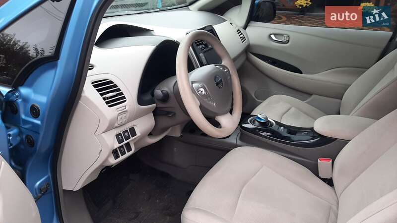 Хэтчбек Nissan Leaf 2011 в Летичеве фото 23 Хэтчбек Nissan Leaf 2011 в Летичеве