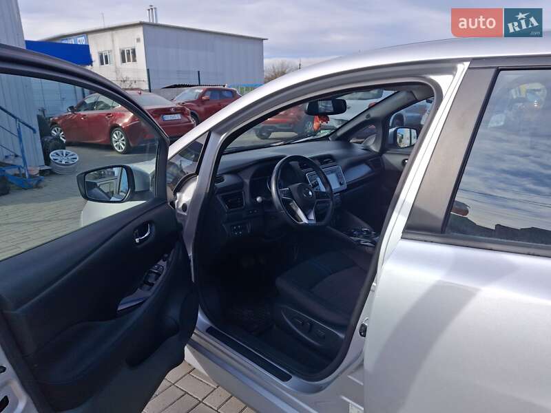 Хэтчбек Nissan Leaf 2018 в Хмельницком фото 6 Хэтчбек Nissan Leaf 2018 в Хмельницком