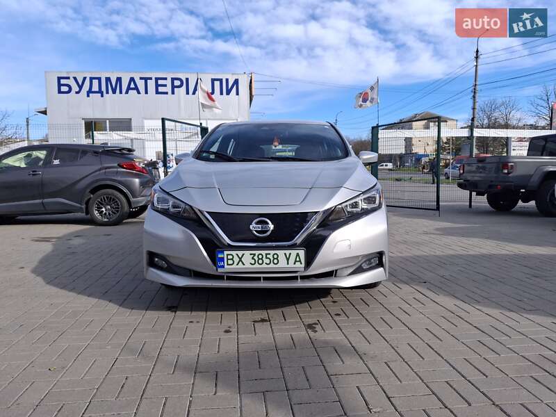 Хэтчбек Nissan Leaf 2018 в Хмельницком фото 10 Хэтчбек Nissan Leaf 2018 в Хмельницком