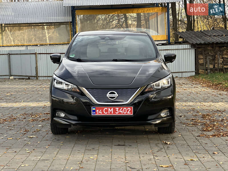 Хэтчбек Nissan Leaf 2021 в Долине