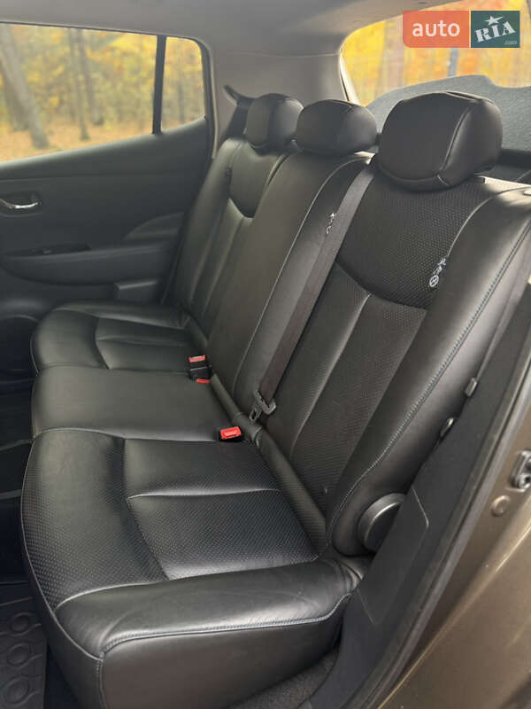 Хэтчбек Nissan Leaf 2017 в Бродах фото 20 Хэтчбек Nissan Leaf 2017 в Бродах