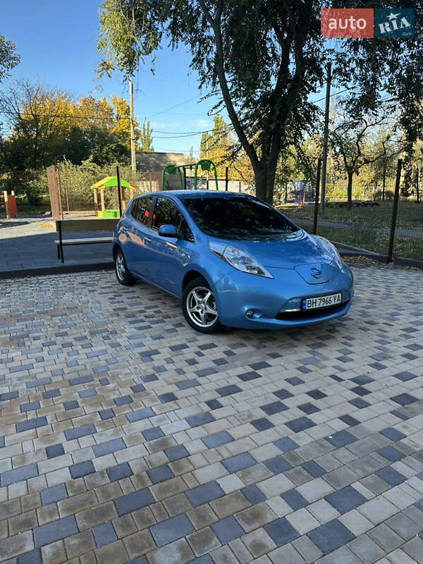 Nissan Leaf 2012