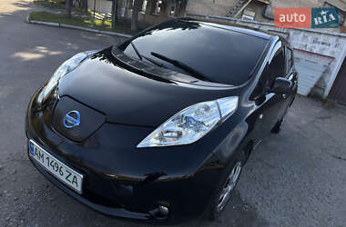Хэтчбек Nissan Leaf 2013 в Коростышеве
