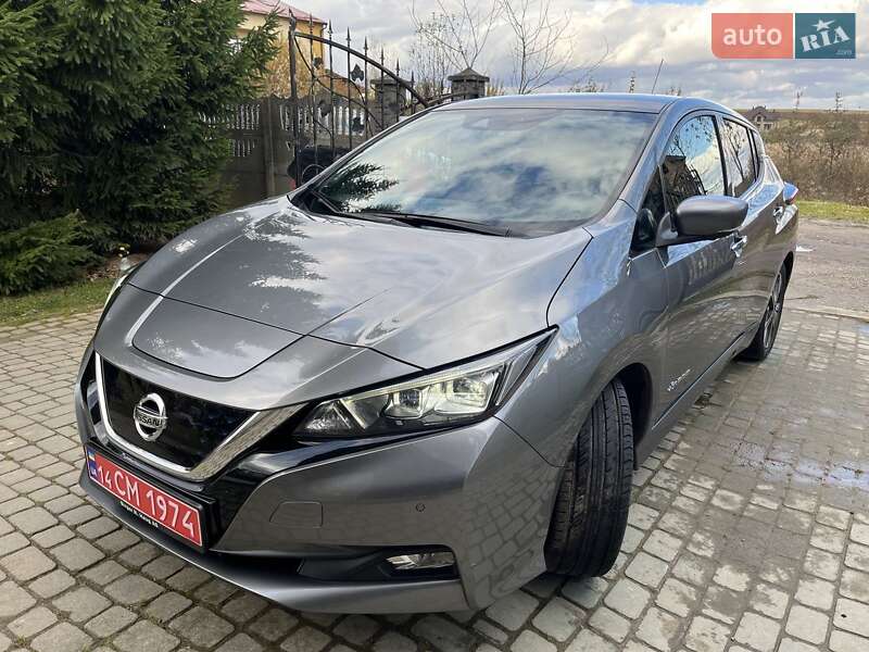 Хэтчбек Nissan Leaf 2018 в Львове