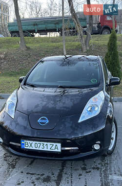 Хэтчбек Nissan Leaf 2013 в Хмельницком