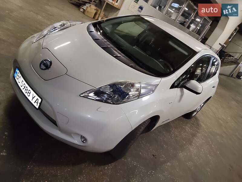 Хетчбек Nissan Leaf 2012 в Львові