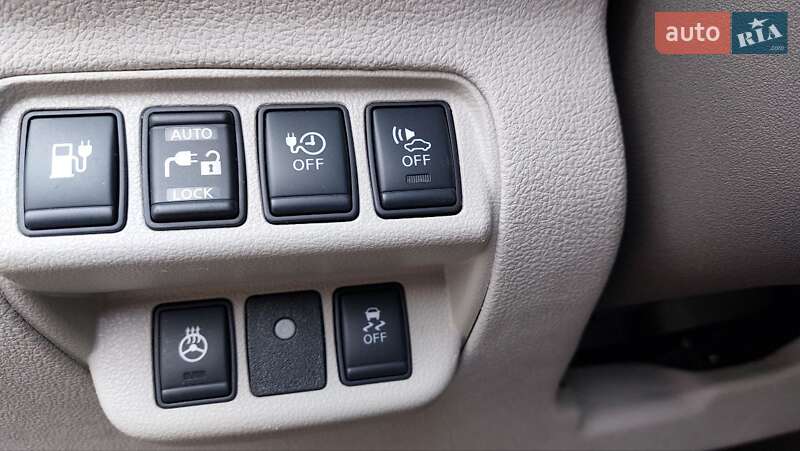 Хэтчбек Nissan Leaf 2017 в Киеве