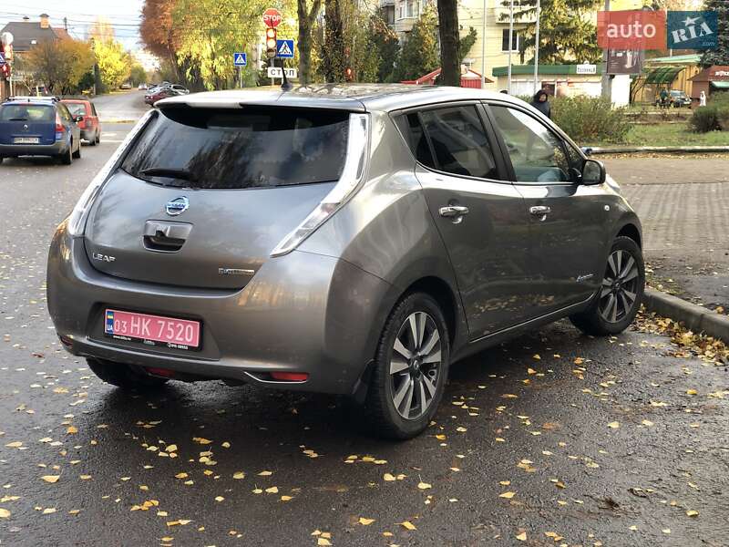 Хэтчбек Nissan Leaf 2016 в Сумах