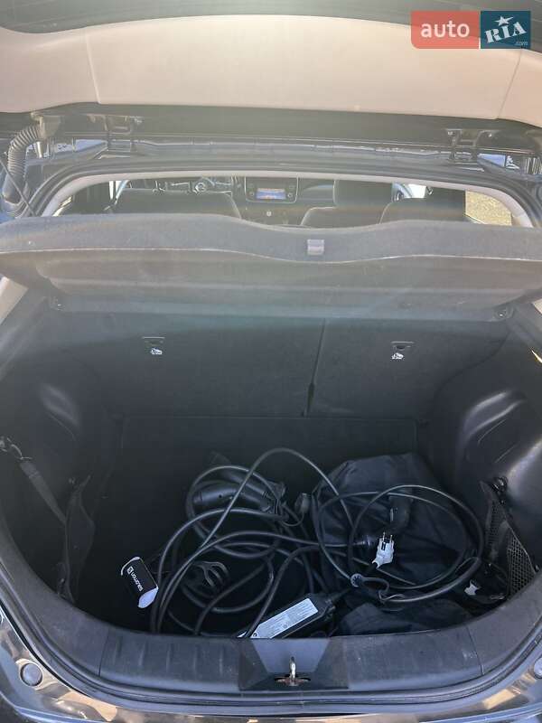 Хэтчбек Nissan Leaf 2018 в Одессе фото 4 Хэтчбек Nissan Leaf 2018 в Одессе