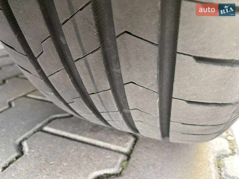 Хэтчбек Nissan Leaf 2016 в Черновцах фото 13 Хэтчбек Nissan Leaf 2016 в Черновцах