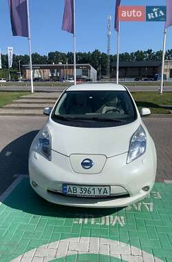 Хэтчбек Nissan Leaf 2011 в Виннице