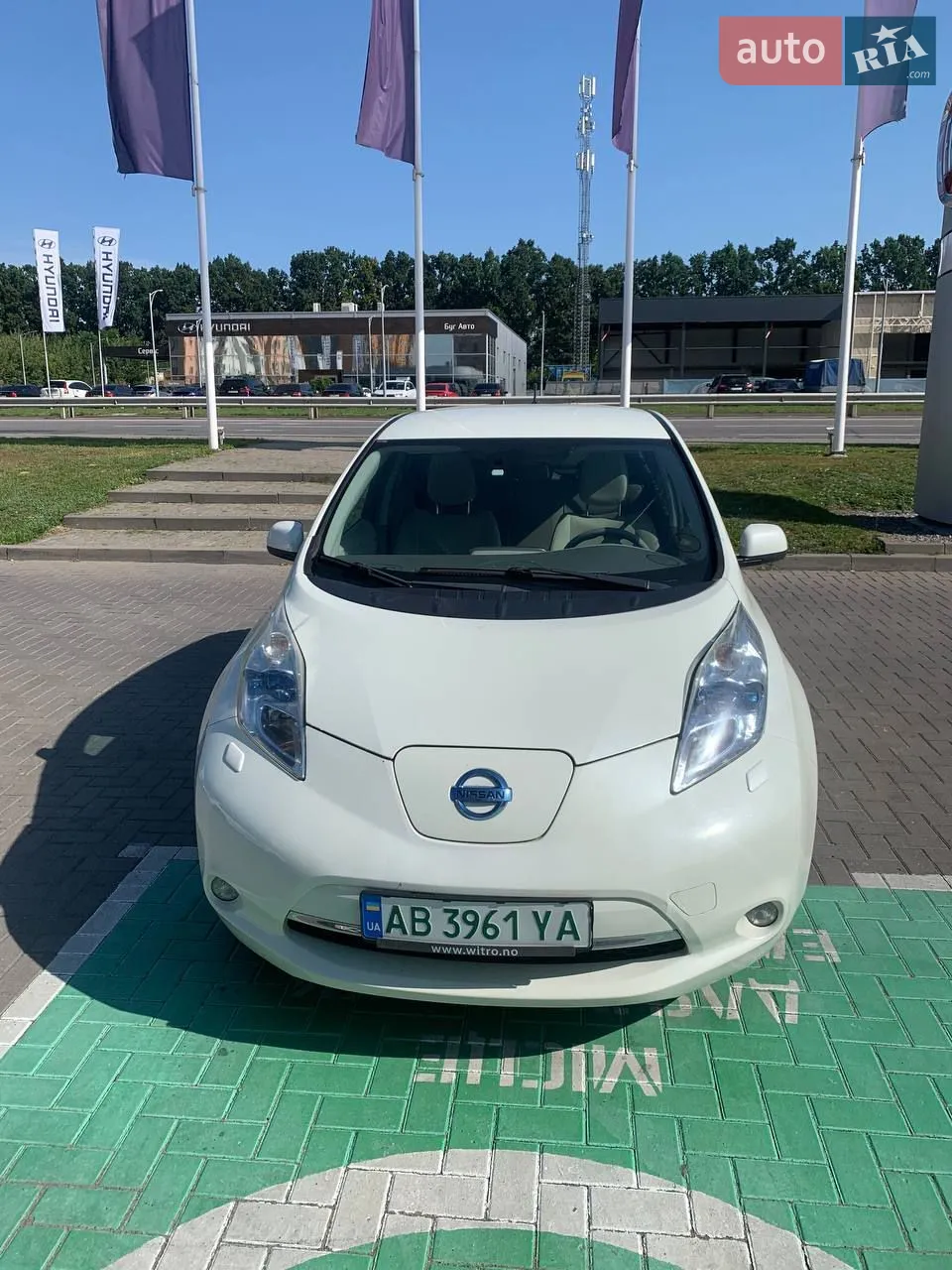 2011 Nissan Leaf - мініатюра 18