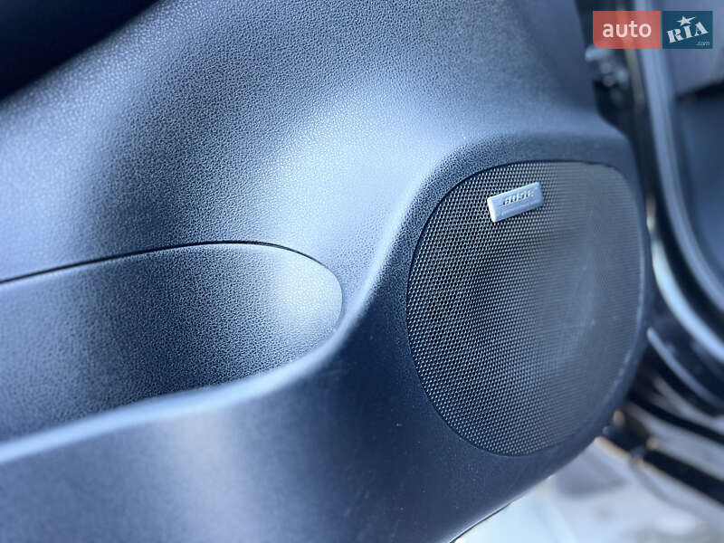 Хетчбек Nissan Leaf 2015 в Володимирі