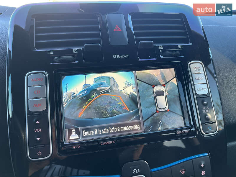 Хетчбек Nissan Leaf 2015 в Володимирі