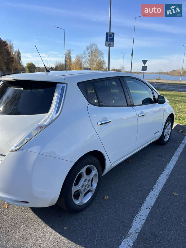 Хэтчбек Nissan Leaf 2016 в Виннице фото 5 Хэтчбек Nissan Leaf 2016 в Виннице