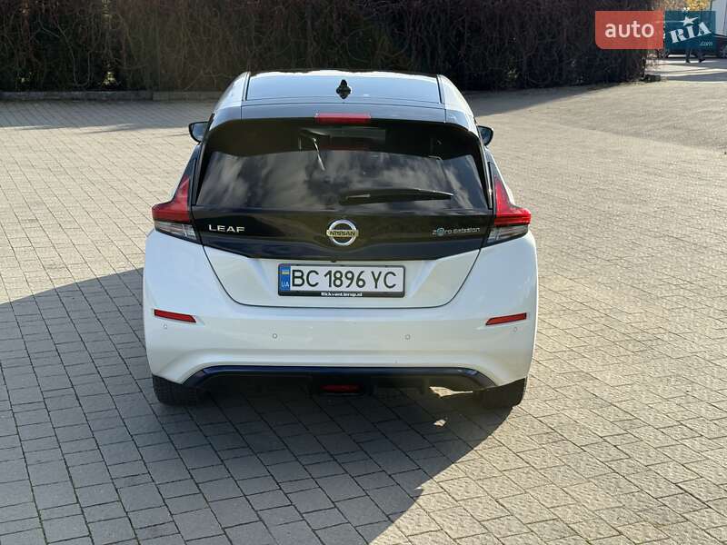 Хэтчбек Nissan Leaf 2019 в Львове