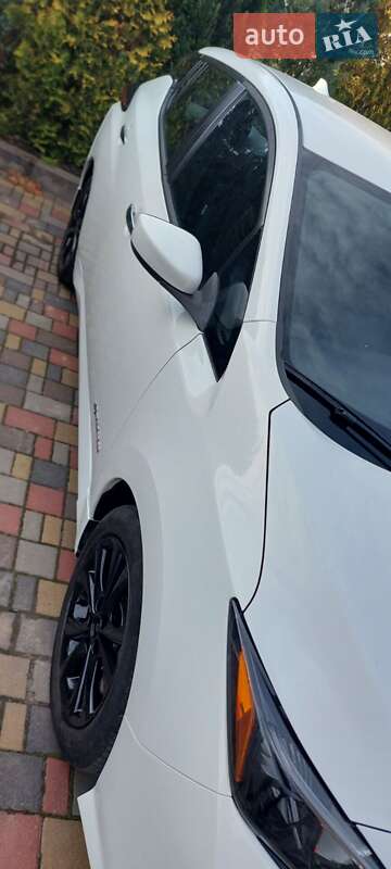 Хэтчбек Nissan Leaf 2019 в Львове