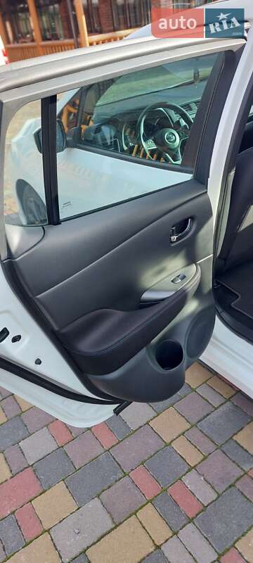 Хэтчбек Nissan Leaf 2019 в Львове