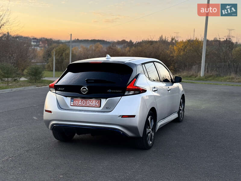 Хэтчбек Nissan Leaf 2018 в Ровно фото 10 Хэтчбек Nissan Leaf 2018 в Ровно