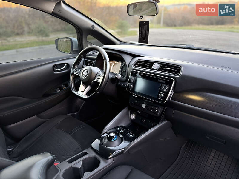 Хэтчбек Nissan Leaf 2018 в Ровно фото 20 Хэтчбек Nissan Leaf 2018 в Ровно