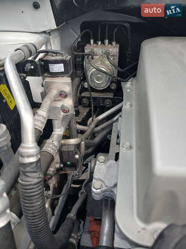 Хетчбек Nissan Leaf 2017 в Кременчуці