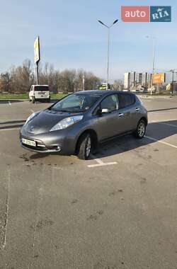 Хэтчбек Nissan Leaf 2014 в Ирпене