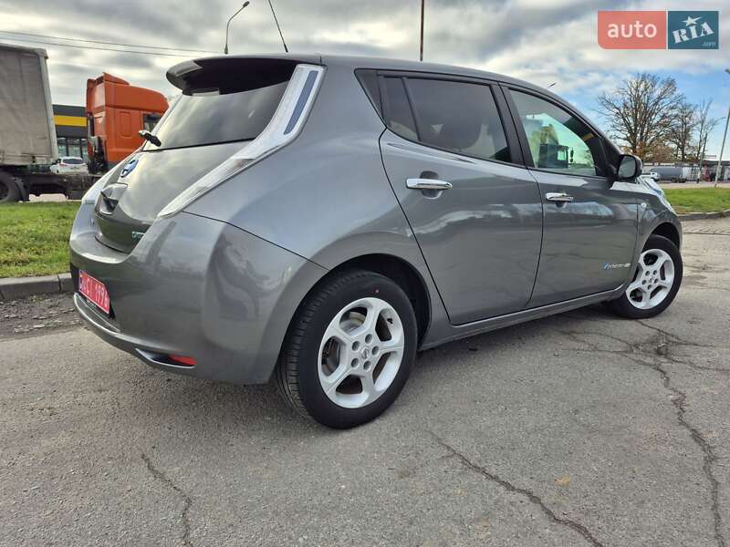 Хэтчбек Nissan Leaf 2017 в Житомире фото 6 Хэтчбек Nissan Leaf 2017 в Житомире