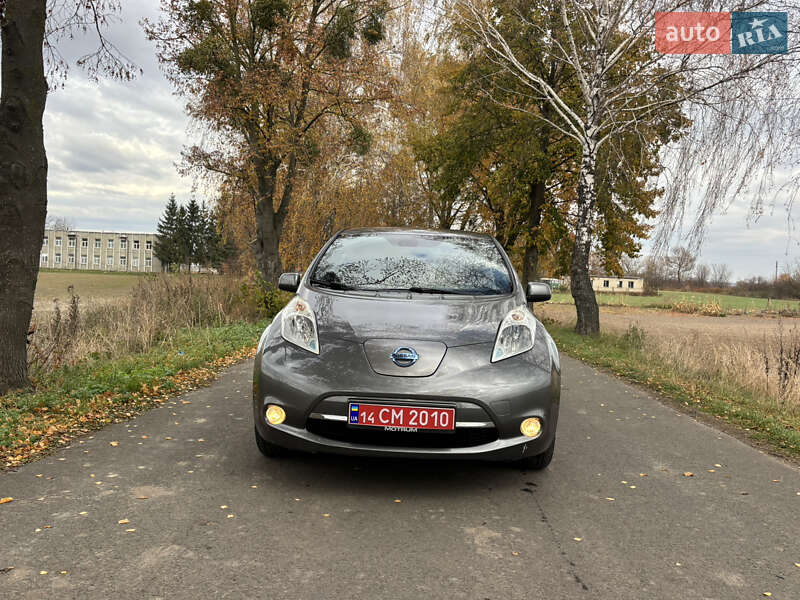 Хэтчбек Nissan Leaf 2014 в Владимире